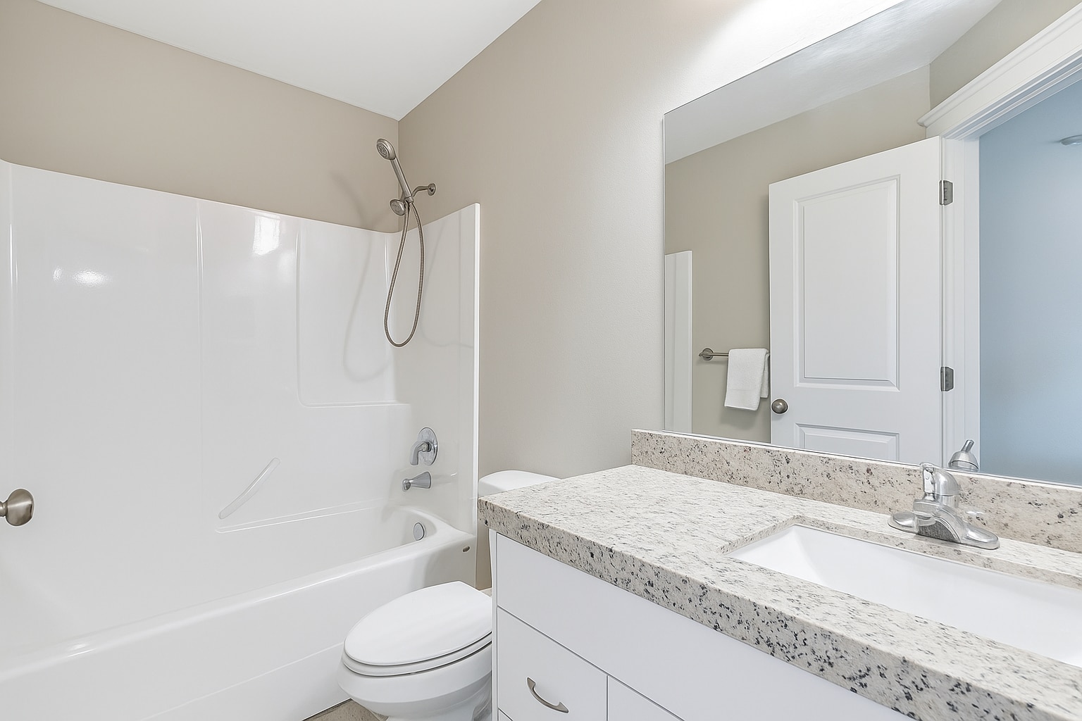 Bathroom 2 - 427 W 600 N