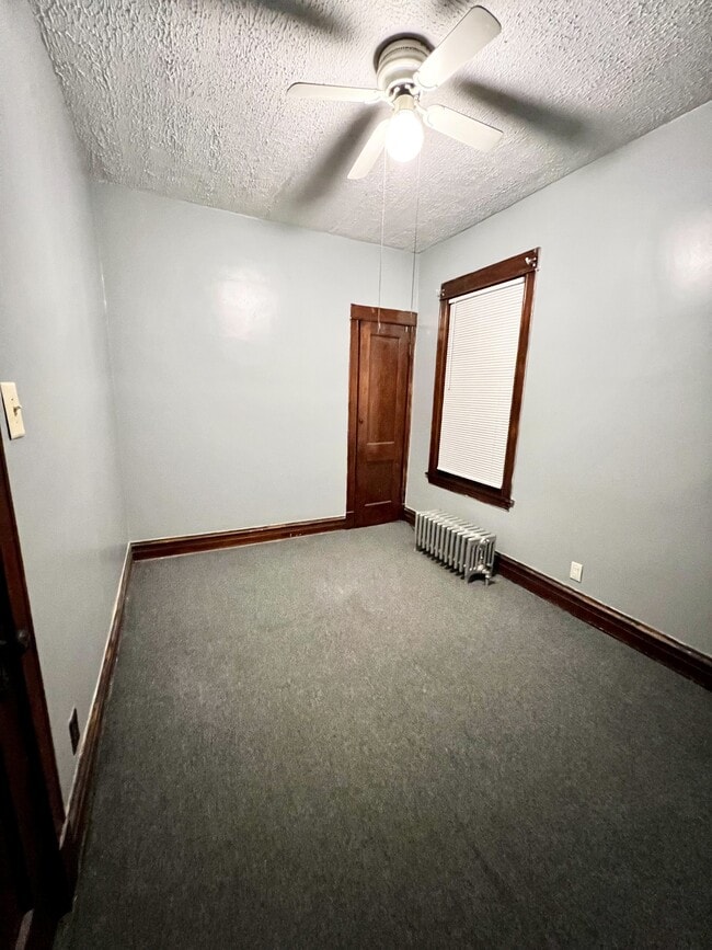 Bedroom 2 - 1434 N Ridgeway Ave
