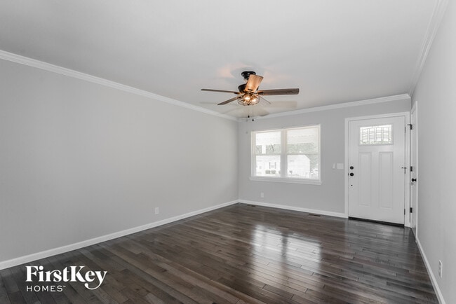 Building Photo - 1706 Pebble Brook Dr