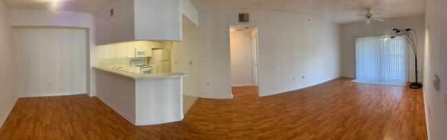 Building Photo - 3019 Alcazar Pl