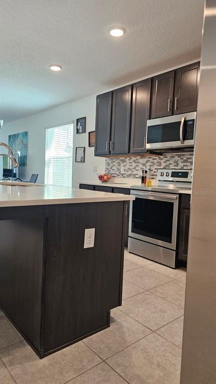 Building Photo - 4353 Desert Rose Ave