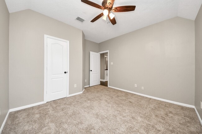 Building Photo - 2405 Guilbeau Ln