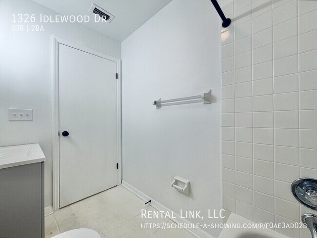 Building Photo - 1326 Idlewood Dr