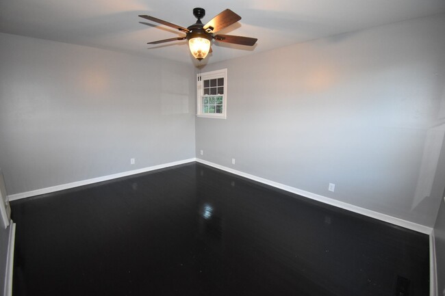 Building Photo - 3 Bedroom Home For Rent in St. Bethlehem A...