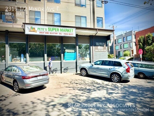 Building Photo - 2319 1/2 Minor Ave E-