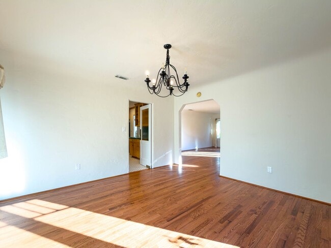 Building Photo - Pasadena Retreat w/ Private Backyard & Detached Garage