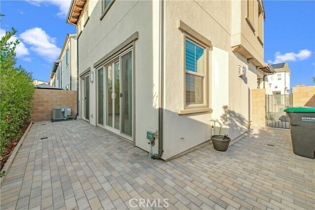 Building Photo - 31983 Paseo Bridal