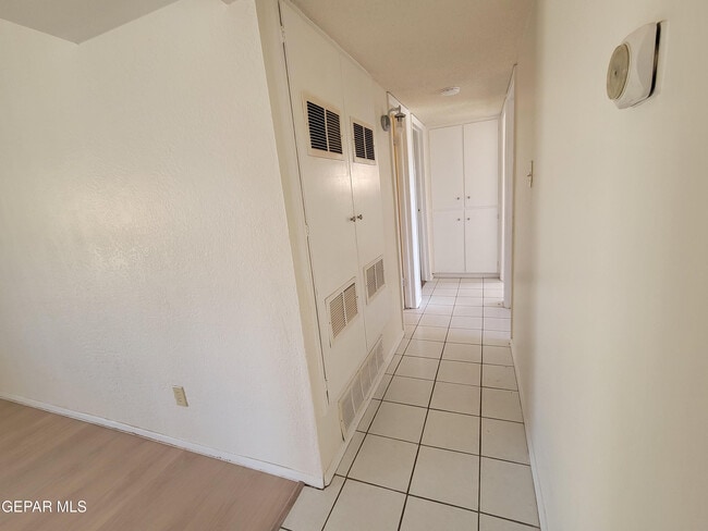 Building Photo - 7204 Alto Rey Ave