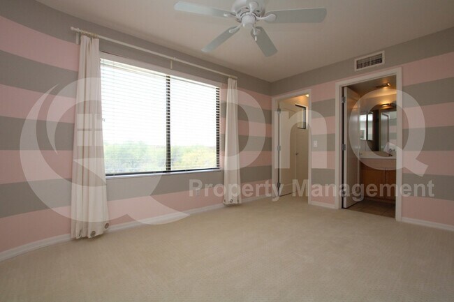 Building Photo - 5844 E Carefree Mountain Dr