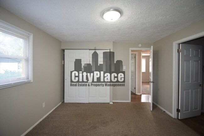 Building Photo - 1712 Arley Dr
