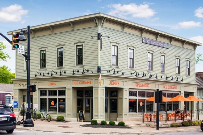 Building Photo - 1474 Dogwood Lp