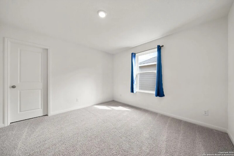 Building Photo - 5442 Pearl Mdw
