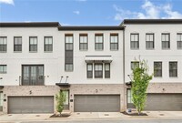 Building Photo - 215 Arizona Ave NE