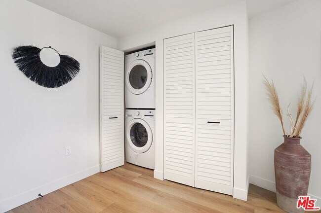 Building Photo - 1110 Spaulding Ave