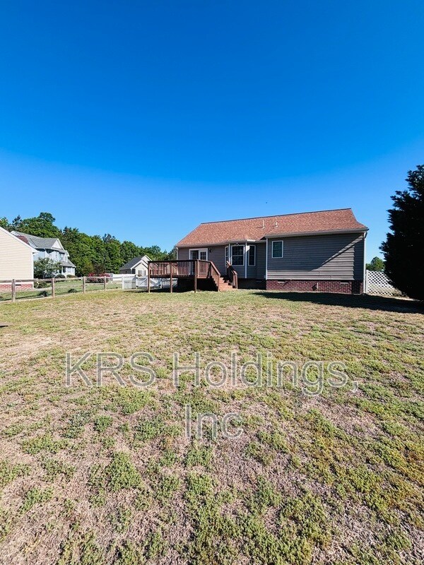 Building Photo - 5701 Piney Ridge Ct