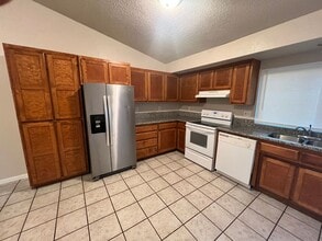 Building Photo - 3520 Sesame St