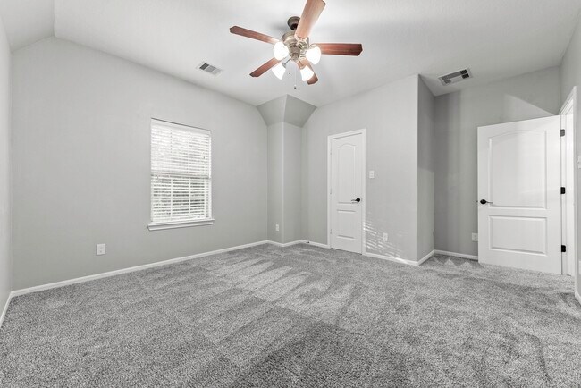 Building Photo - 110 Pickerel Point Ct