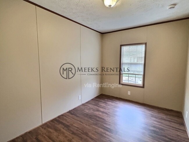 Building Photo - 64 Richardson Ln