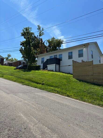 Beautiful view of Nashville - 253 35th Ave N