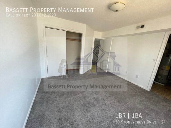 Building Photo - 30 Stoneycrest Dr