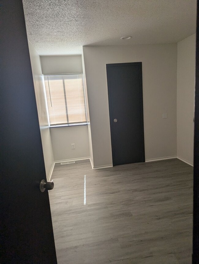 Building Photo - Ready to come home?!