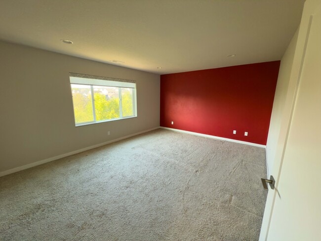 Building Photo - 17237 NW Woodreed Ct