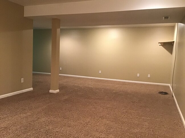 Building Photo - 6560 Copperleaf Ln