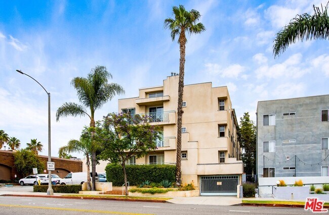 Building - 1217 20th St