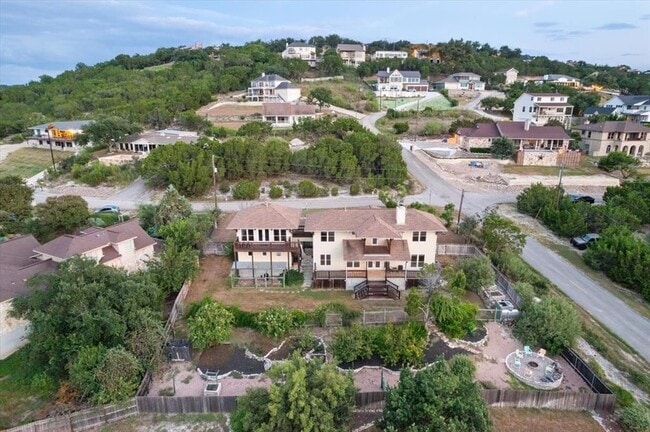 Building Photo - 500 Sinclair Dr