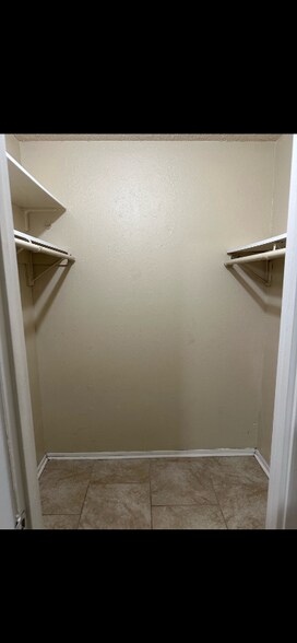 Building Photo - 1614 Pecan Chase Cir