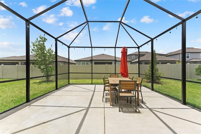 Building Photo - 32034 Sapna Chime Dr