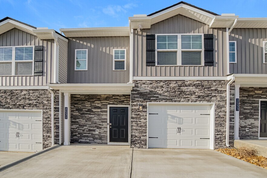 Building Photo - 2531 Legg Ln