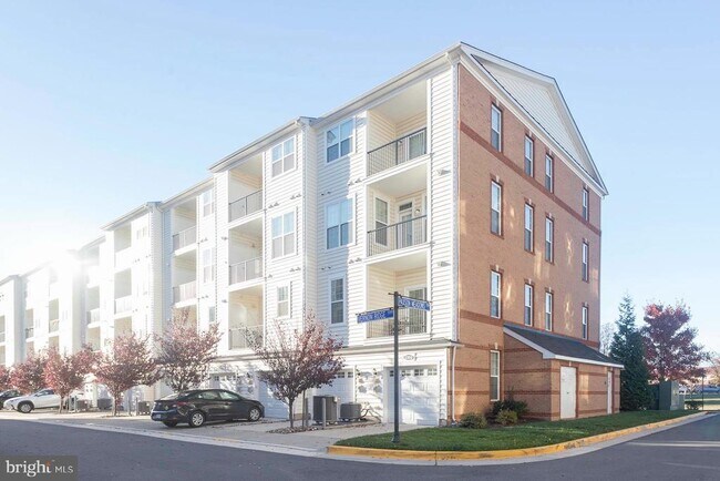 Building Photo - 43048 Vernon Ridge Terrace