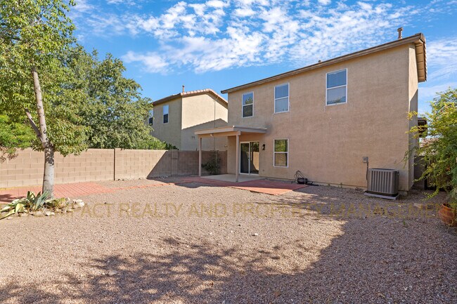 Building Photo - 3505 N Sierra Springs Dr