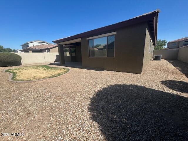 Building Photo - 18650 E Swan Dr