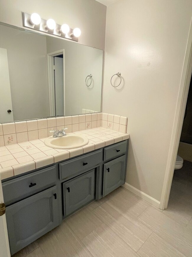 Building Photo - Coming Soon!