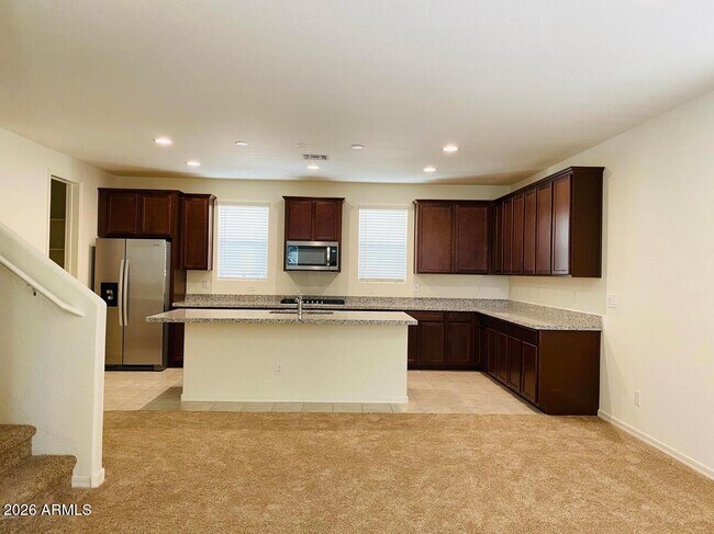 Building Photo - 744 W Flintlock Way