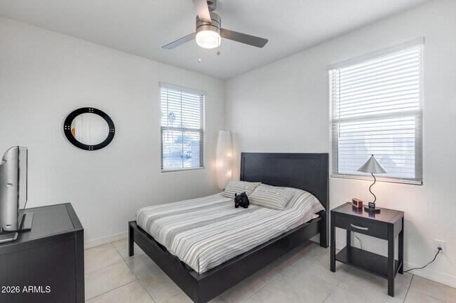 Building Photo - 3044 W Monte Way