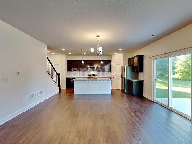 Building Photo - 8095 Hula Popper St