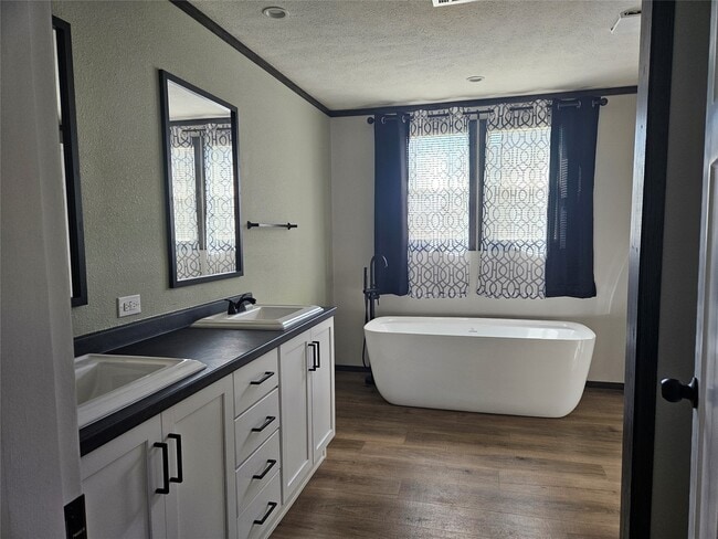 Building Photo - 16854 W Forrestal