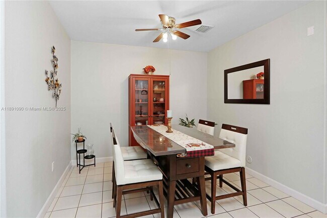 Building Photo - 14973 SW 8th Terrace