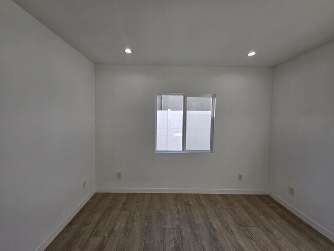 Building Photo - Saticoy Properties