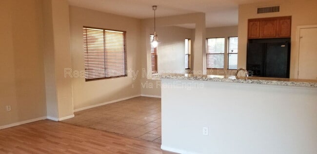 Building Photo - 7006 S 40th Ave