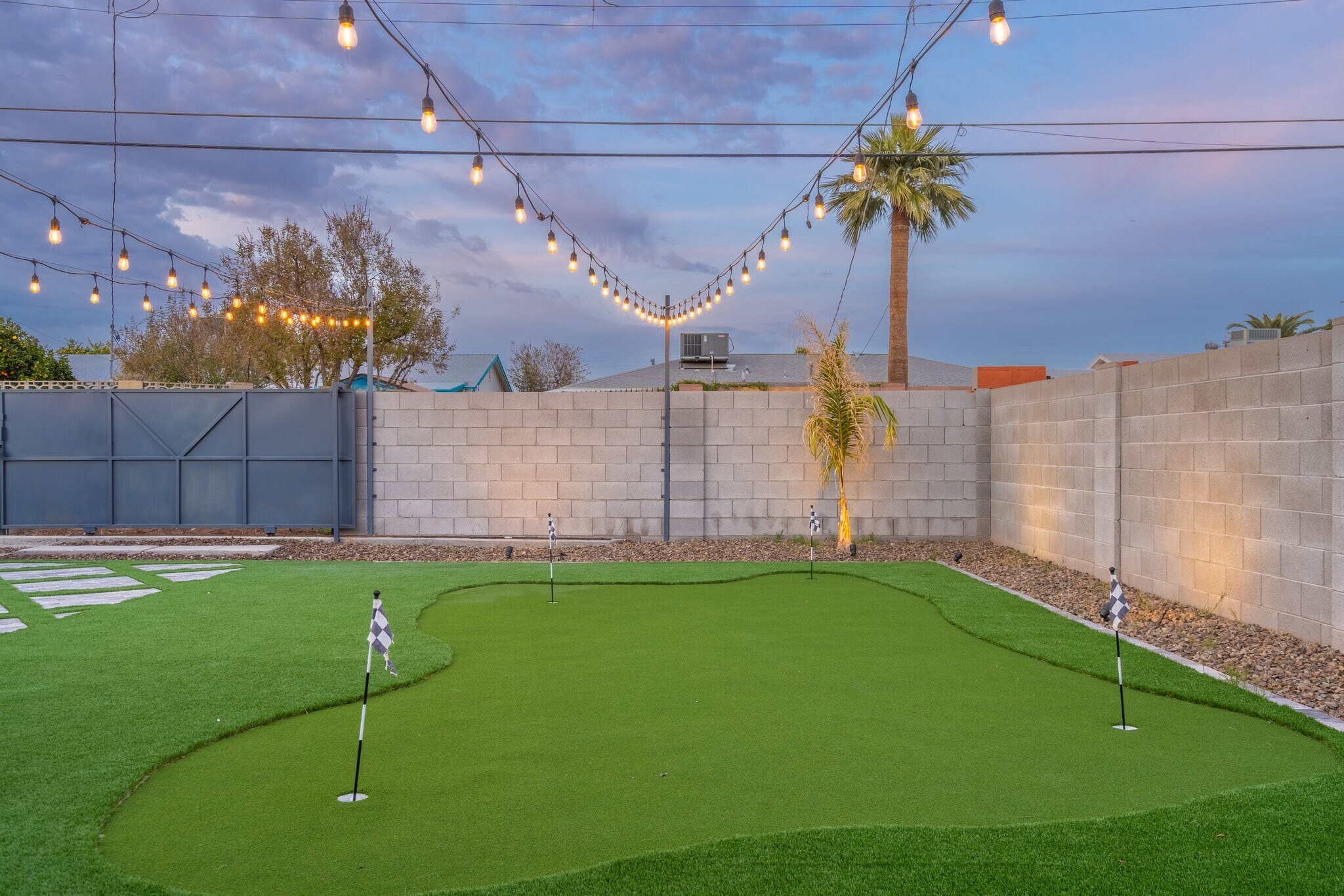 Building Photo - 7902 E Latham St