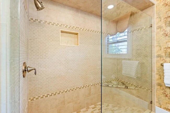 Building Photo - 30324 Laurelwood Ln