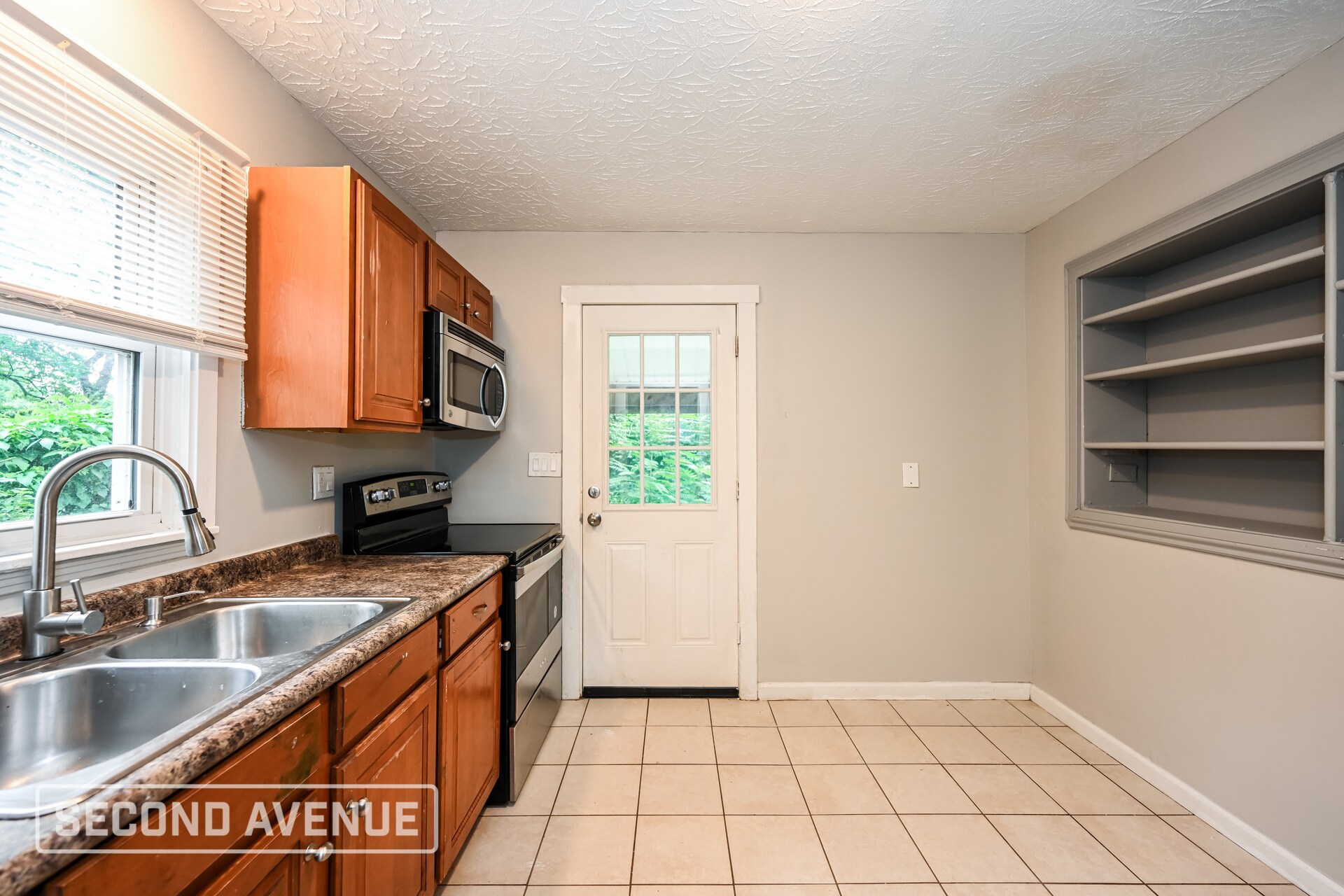 Building Photo - 6535 Coffey St