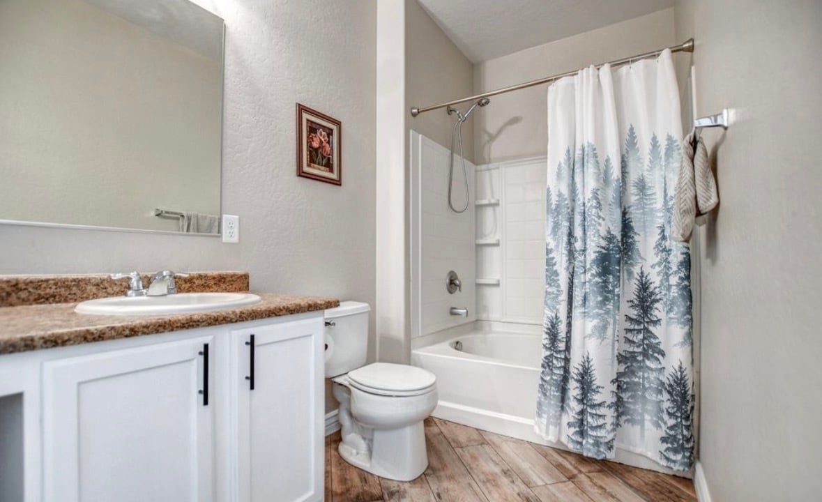 Building Photo - 7515 S 30th Pl