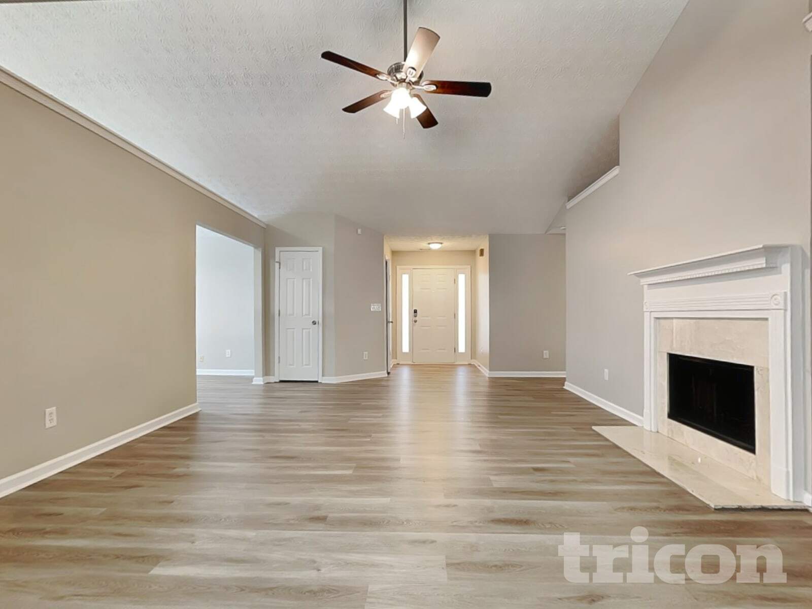 Building Photo - 205 Syracuse Ln