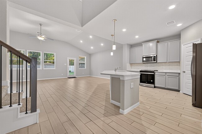 Building Photo - 1207 Dry Cork Cir