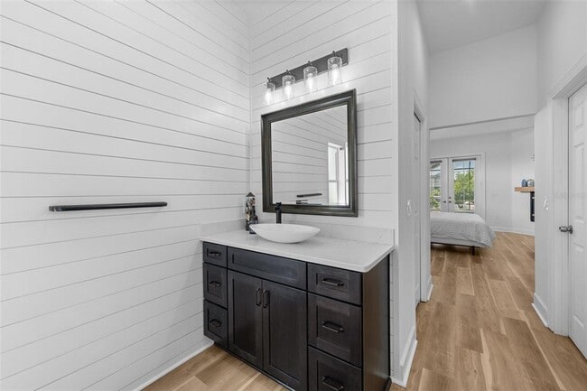 Building Photo - 949 Allegro Ln